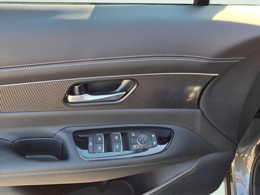 2025 Nissan Murano SV - Photo 15