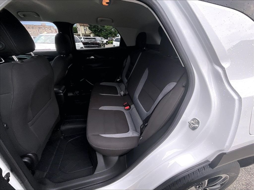 Used 2024 White Chevrolet LT image 15