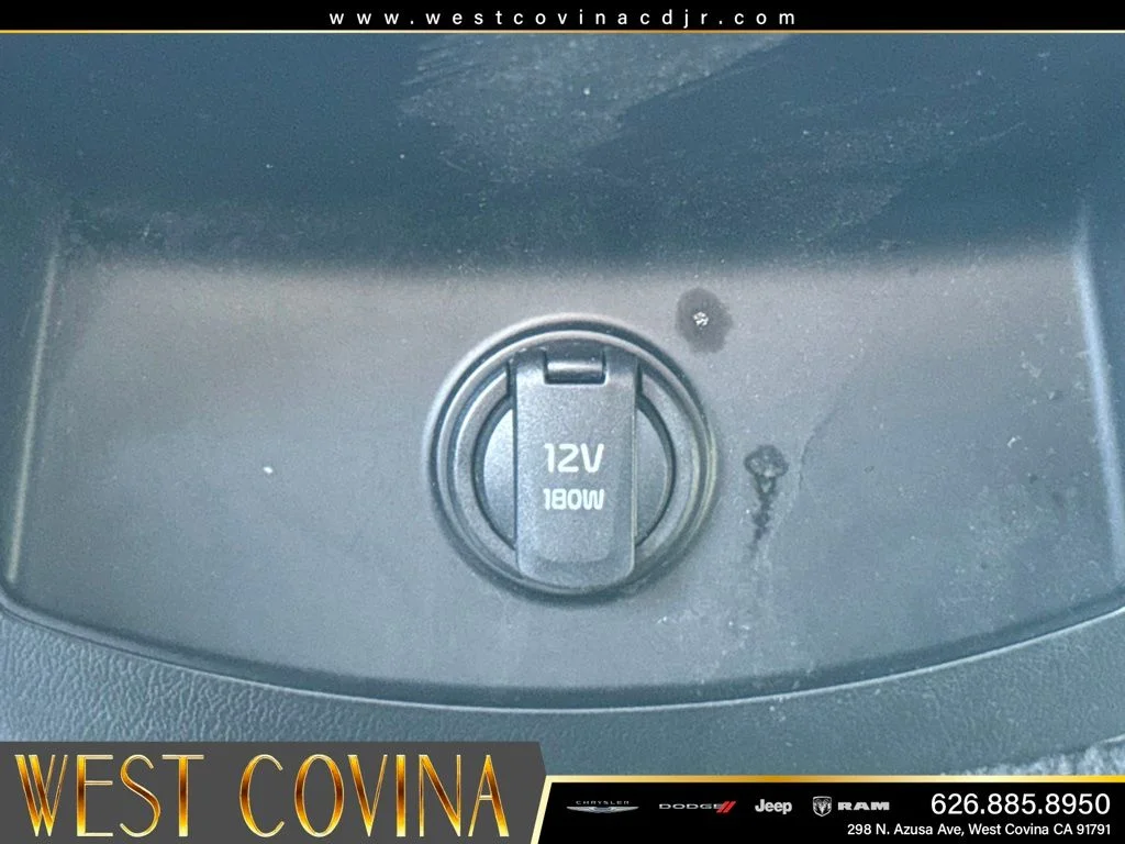 Used 2024 White Kia S image 33