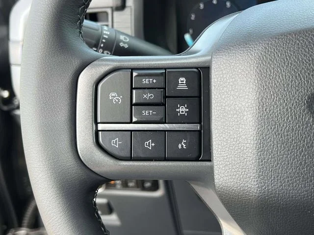 New 2026 Carbonized Gray Metallic Ford XLT image 16