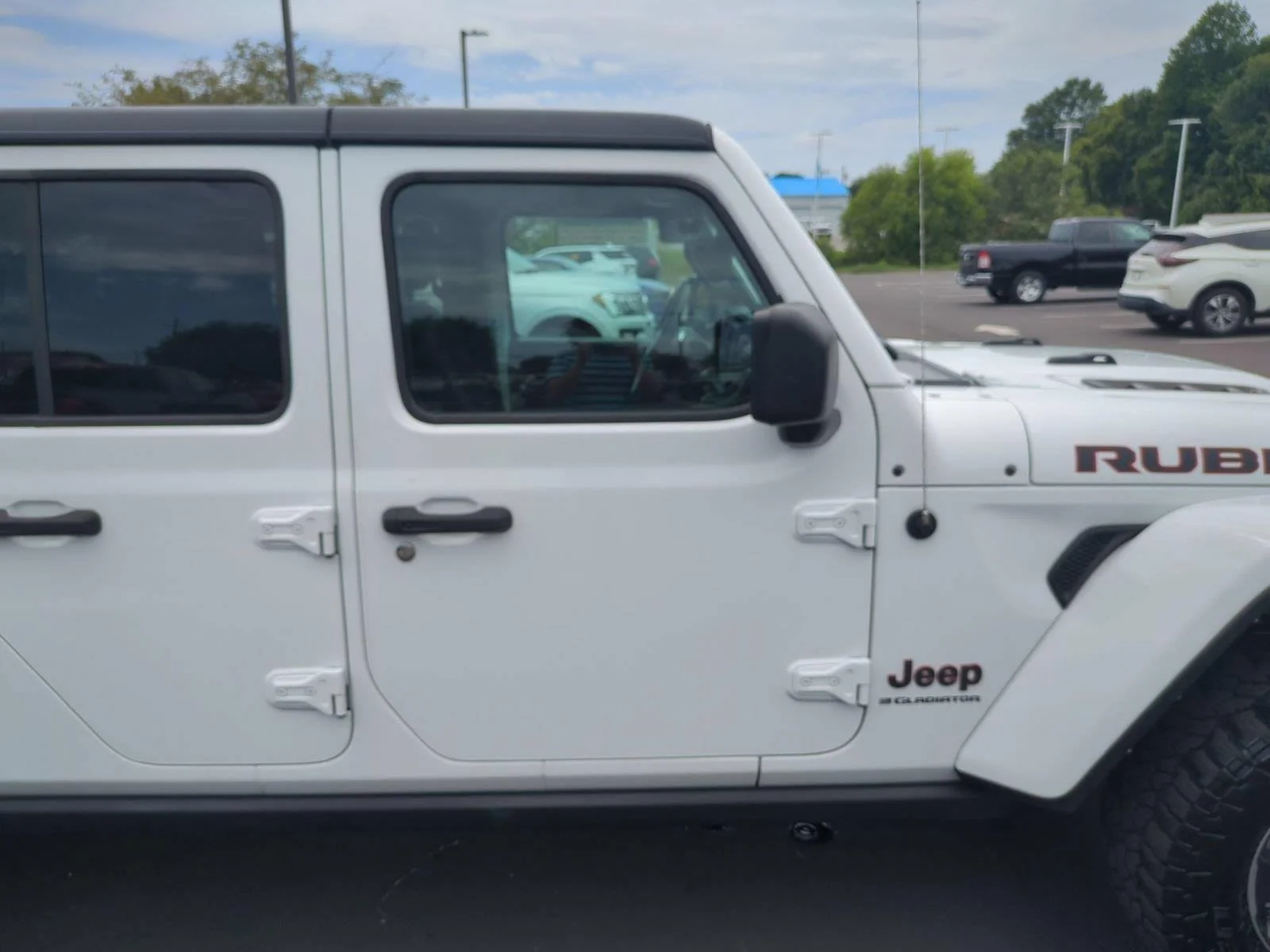 Used 2023 Bright White Clearcoat Jeep Rubicon image 35
