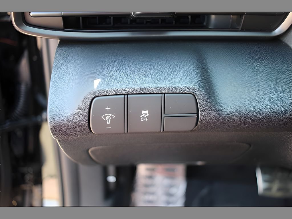 Certified Used 2025 Abyss Black Hyundai SEL Sport image 17