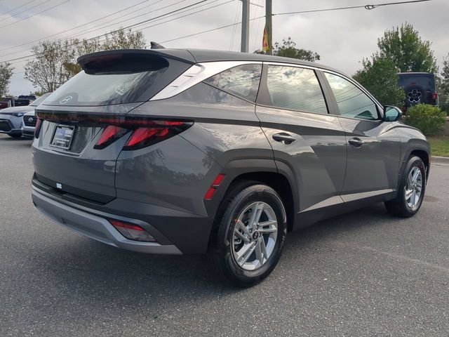 Used 2025 Gray Hyundai SE image 5