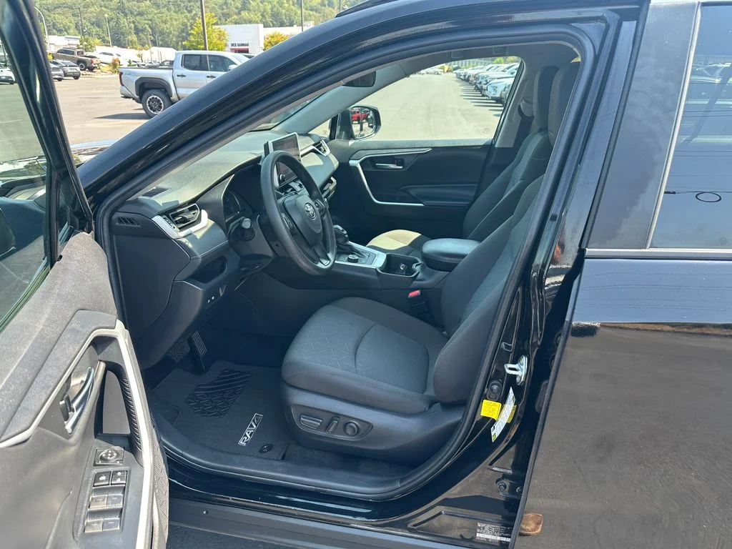 Used 2023 Black Toyota XLE image 13