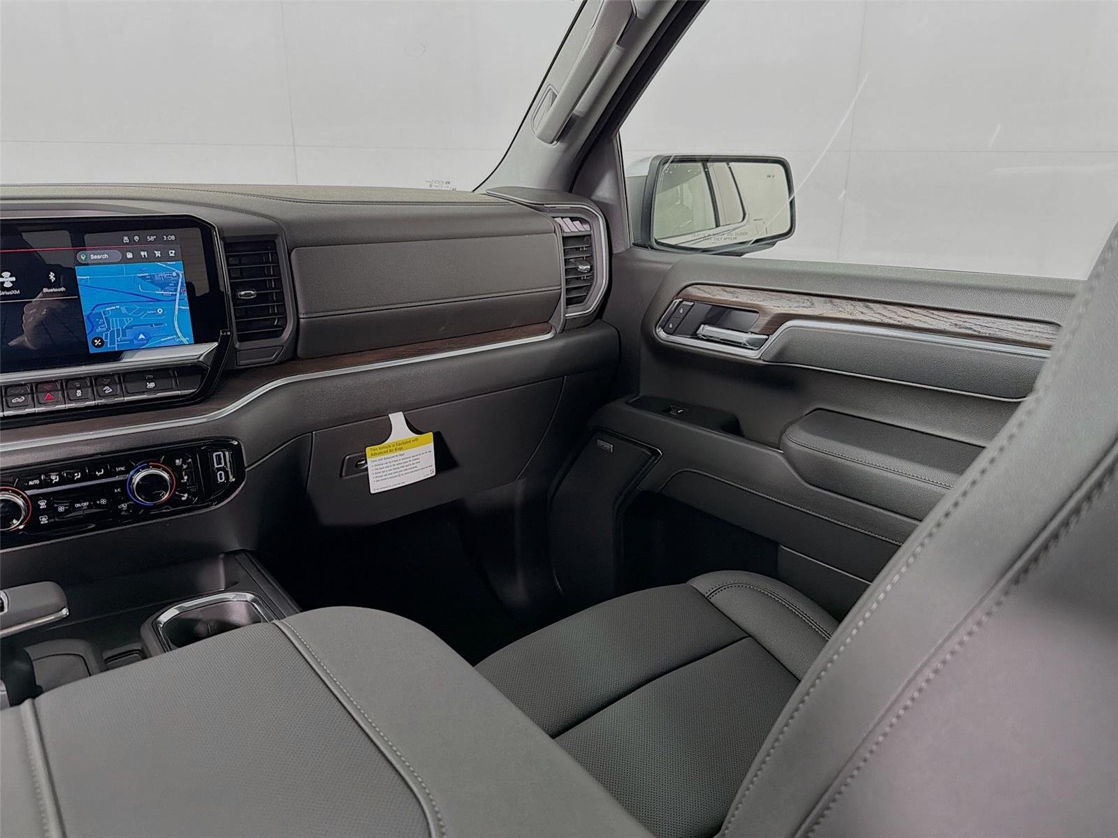 New 2026 Glacier White Tricoat GMC SLT image 26