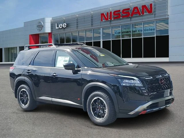 2026 Nissan Pathfinder Rock Creek 4WD's photo