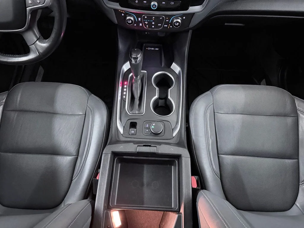 Used 2019 Red Tintcoat Chevrolet Premier image 27