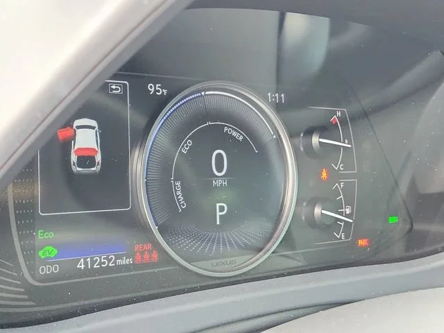 2024 Lexus UX Hybrid 250h Premium - Photo 31