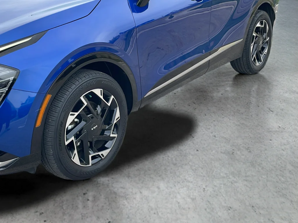 Used 2024 Blue Kia SX-Prestige image 37