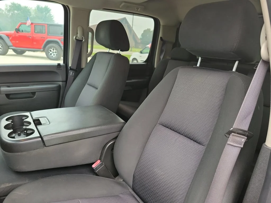 Used 2013 BLACK Chevrolet LT image 5