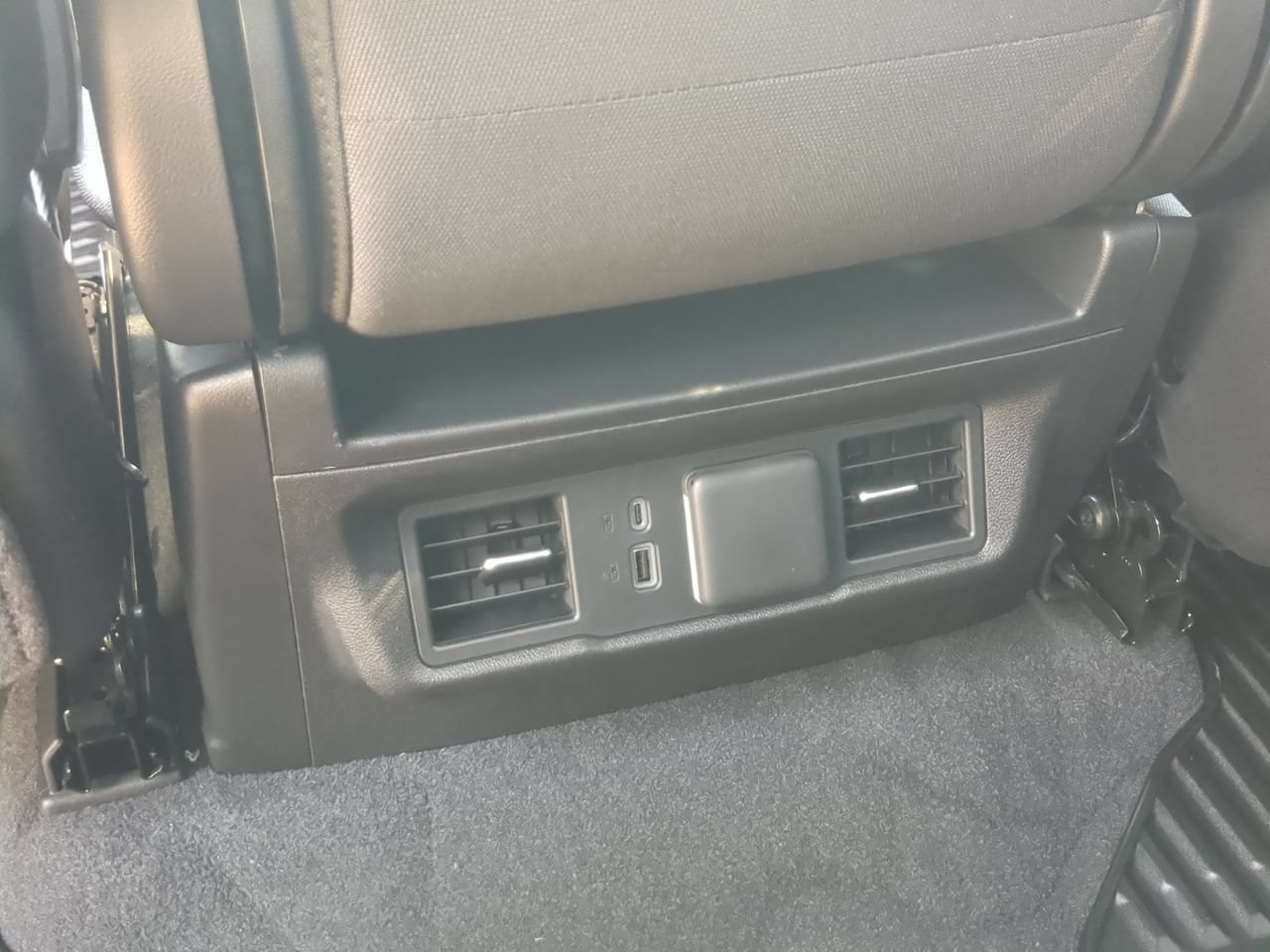 New 2026 Onyx Black GMC Elevation image 21