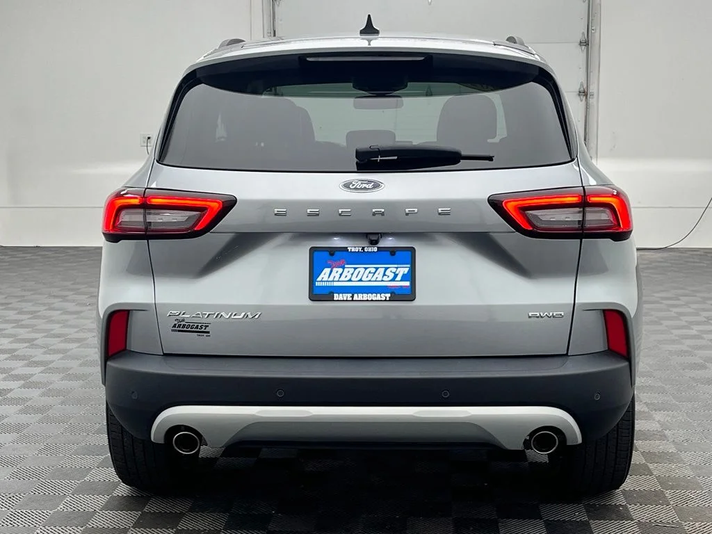 Used 2023 Silver Ford Platinum image 9