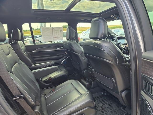 Certified Used 2022 Baltic Gray Metallic Clearcoat Jeep Overland image 13