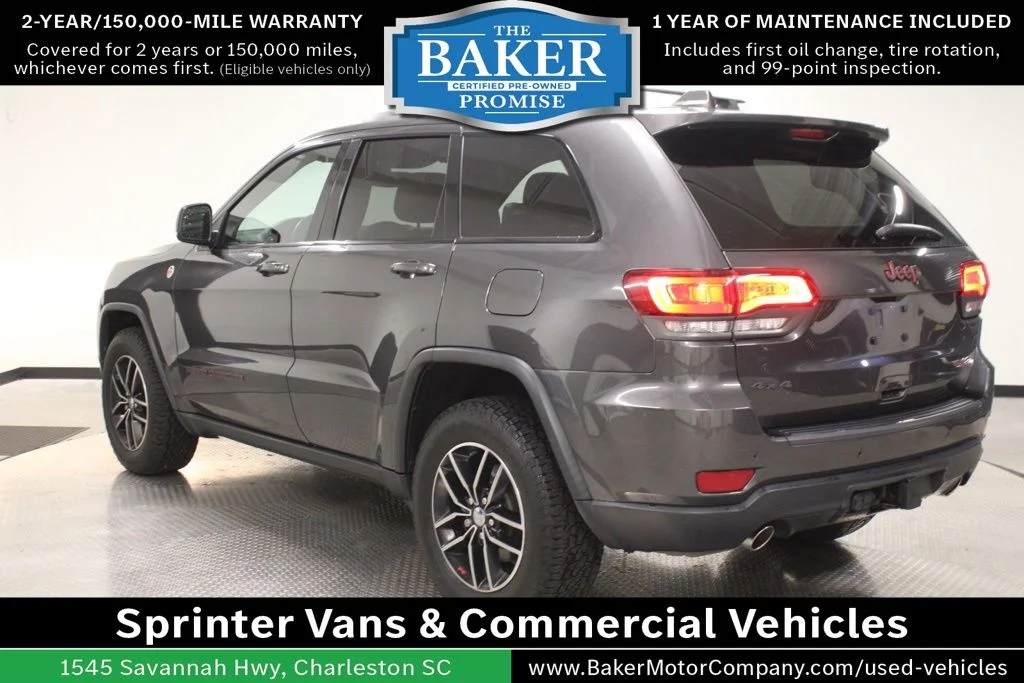 Used 2018 Gray Jeep Trailhawk image 3