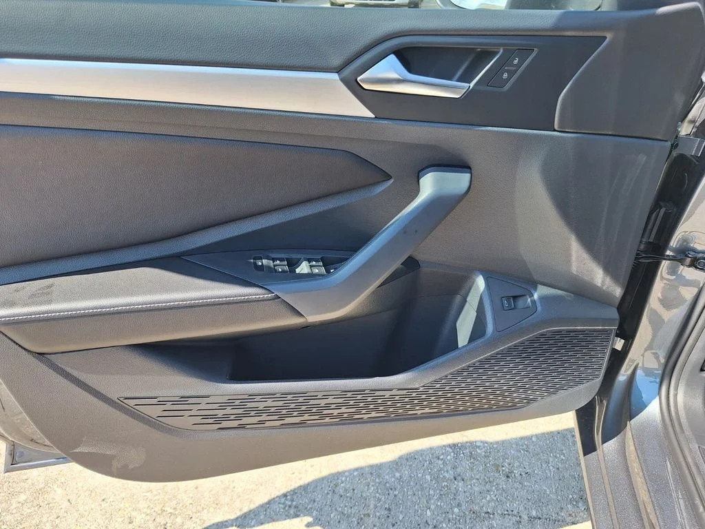 2026 Volkswagen Jetta Sport - Photo 24