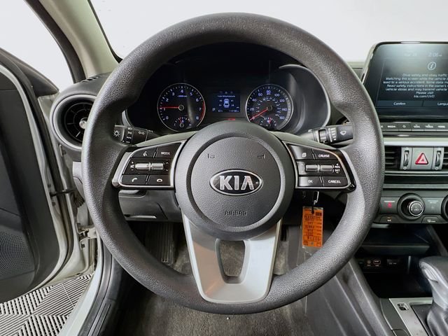 2021 Kia Forte LXS - Photo 12