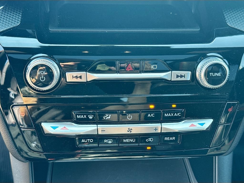 2023 Ford Explorer ST Line - Photo 16