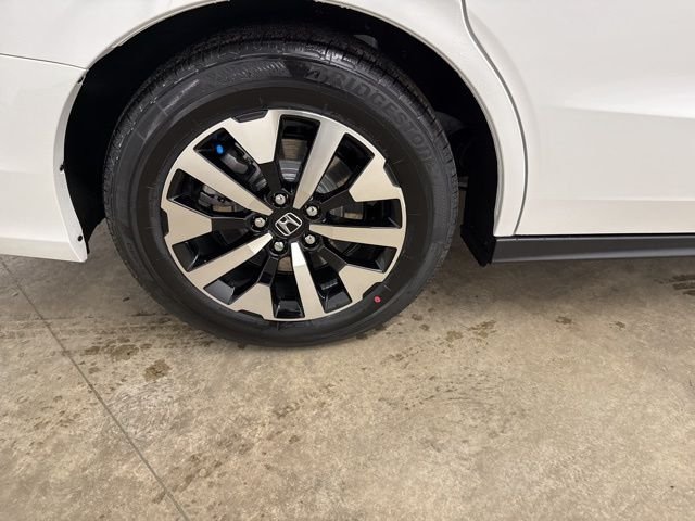 2026 Honda Odyssey EX-L - Photo 11