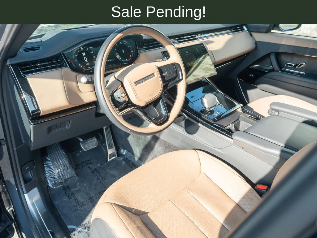 Used 2025 Blue Land Rover Dynamic SE image 13