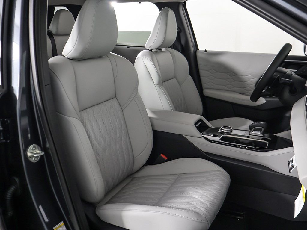 2025 Mitsubishi Outlander SEL - Photo 34