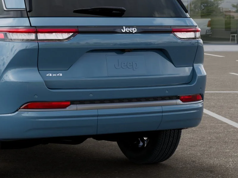 New 2026 Steel Blue Exterior Paint Jeep Limited Reserve image 39