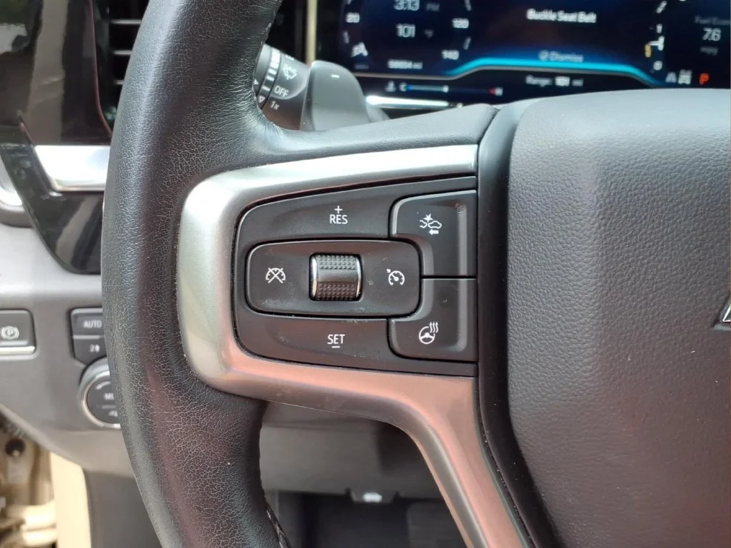 Used 2022 SAND DUNE METALLIC Chevrolet LT Trail Boss image 12