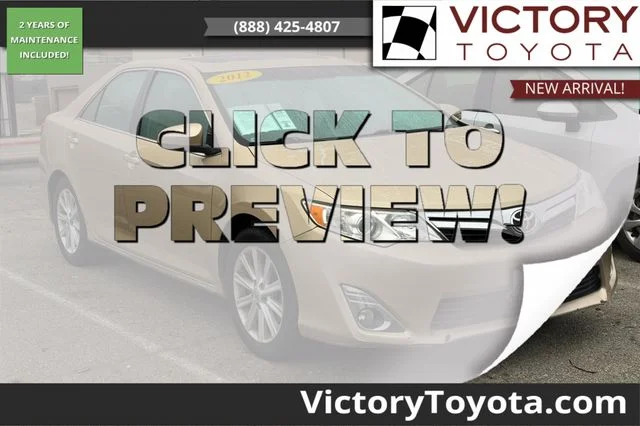 Used 2012  Toyota XLE image 1