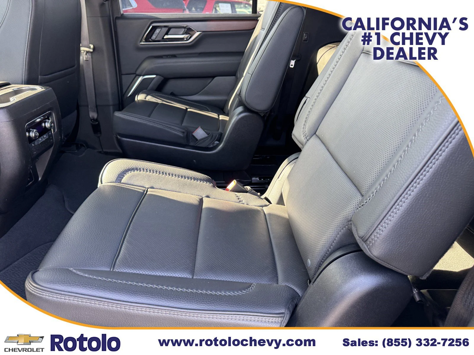 Used 2025 Summit White GMC Denali image 12