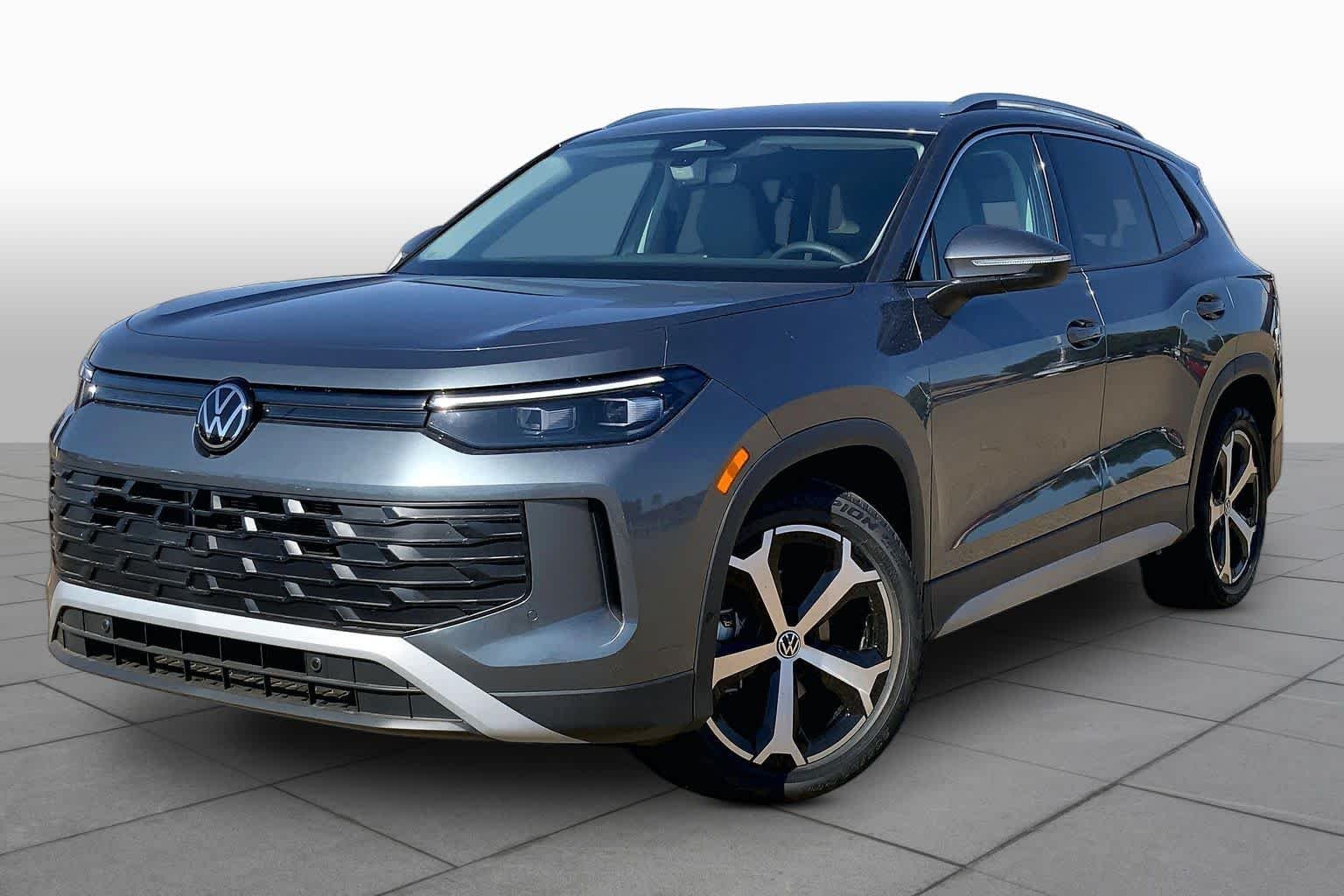 New 2026 Volkswagen Tiguan SE FWD Sport Utility