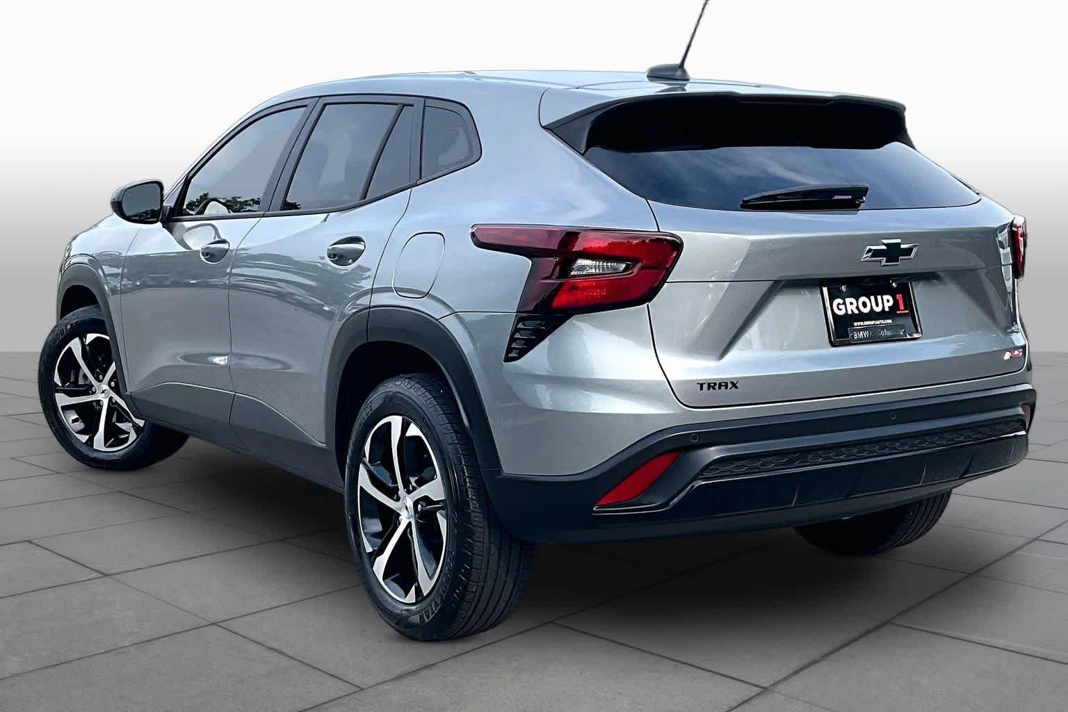 2025 Chevrolet Trax RS - Photo 11