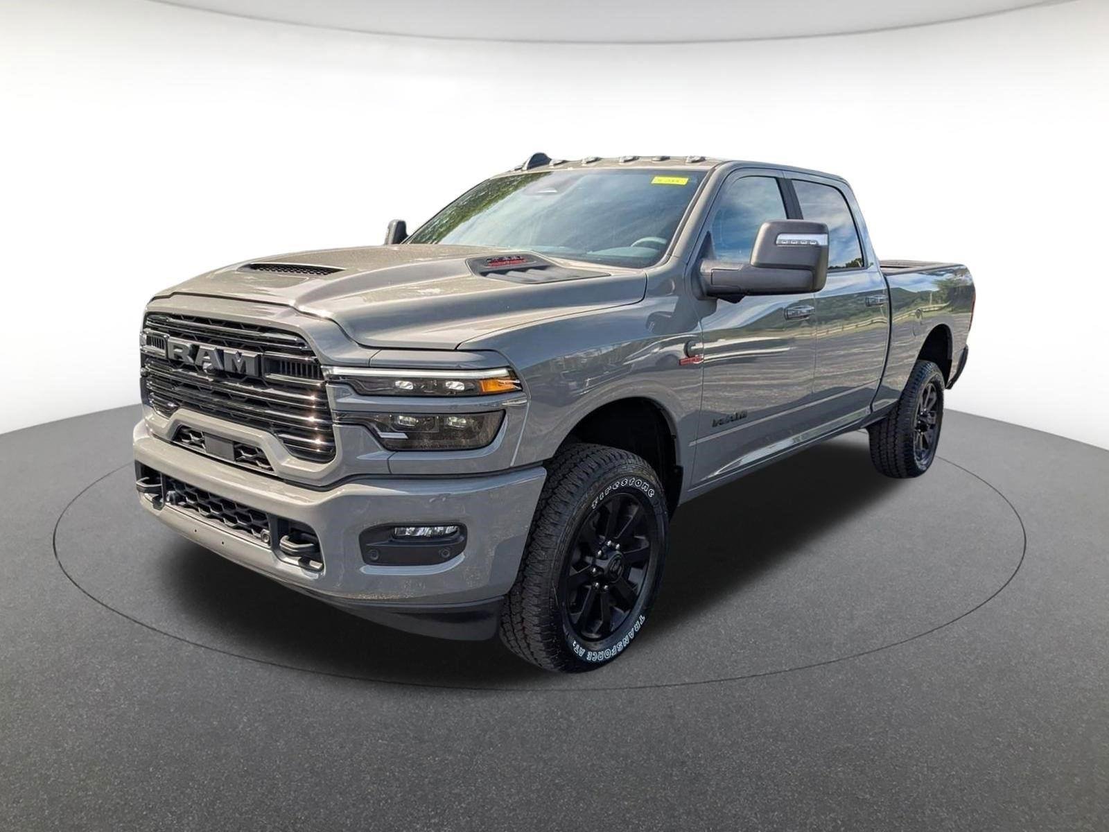 New 2026 Ceramic Gray Clear-Coat Exterior Paint RAM Laramie image 8