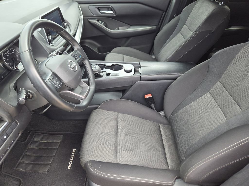 Used 2025 Blue Nissan SV image 8
