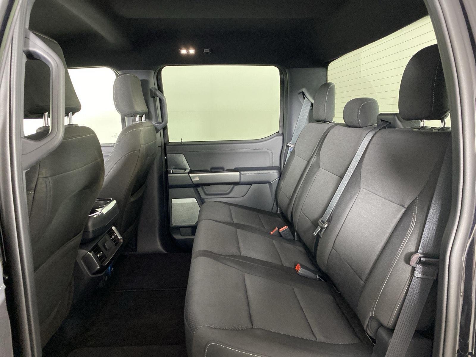 Used 2022 Agate Black Ford XLT image 28