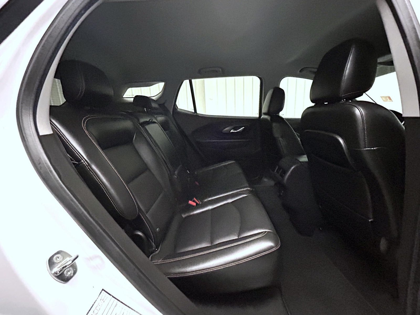 Used 2019 White GMC SLT image 18