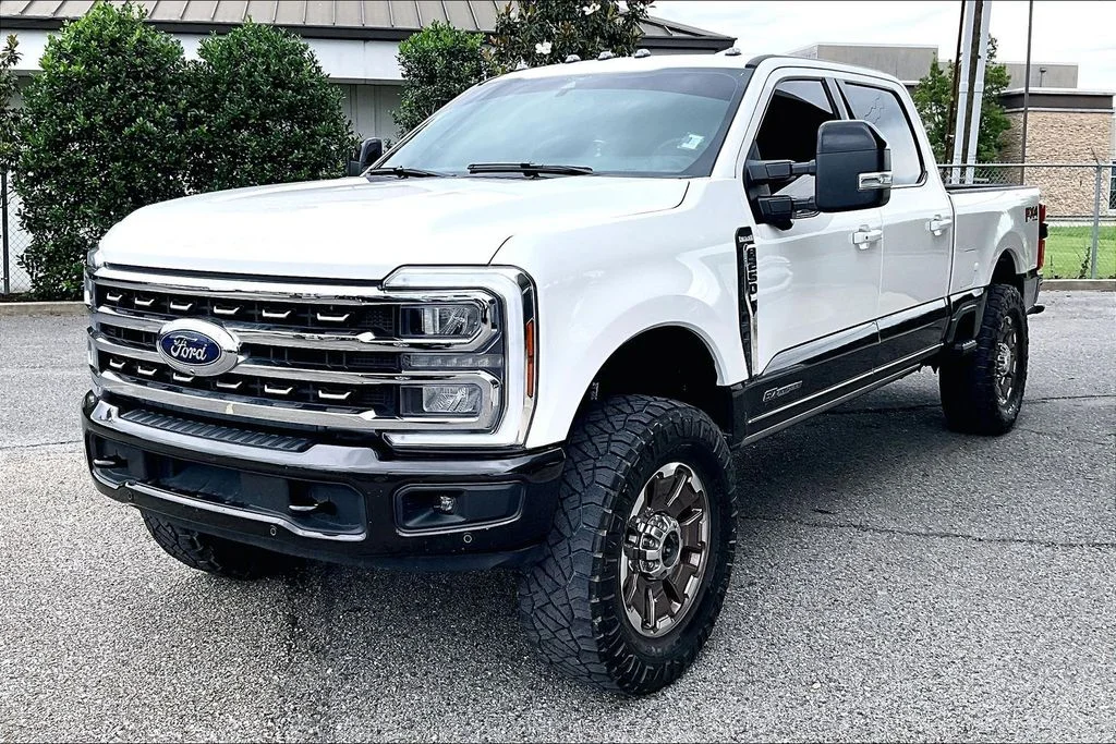 2024 Ford F-250 King Ranch 4x4 Crew Cab 6-3/4' Box's photo