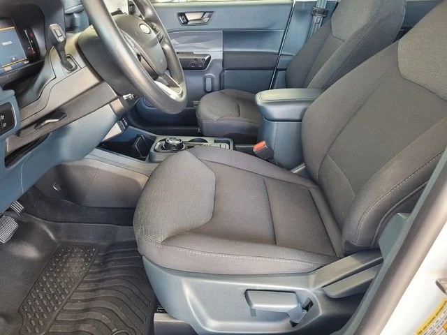 Used 2025 White Ford XL image 17