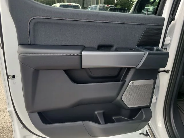 New 2026 Oxford White Ford Lariat image 11