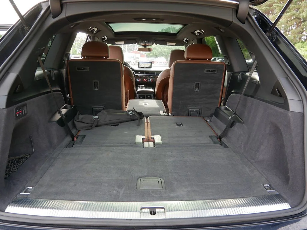 Certified Used 2019  Audi  image 10