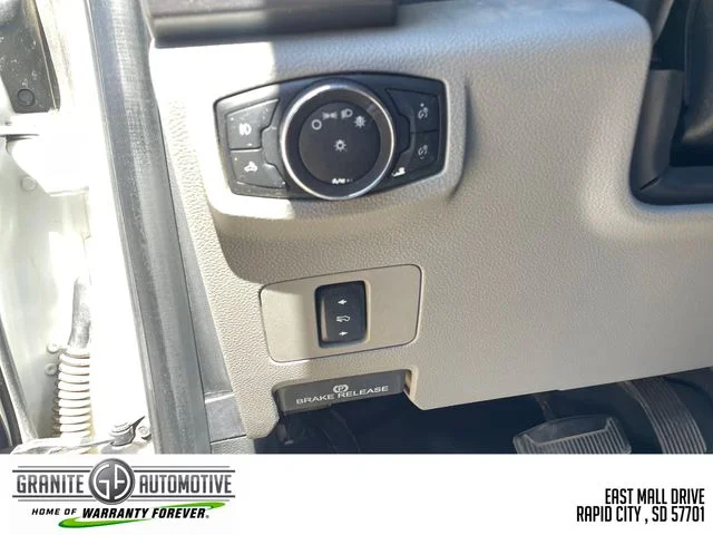 Used 2018 White Ford XLT image 30