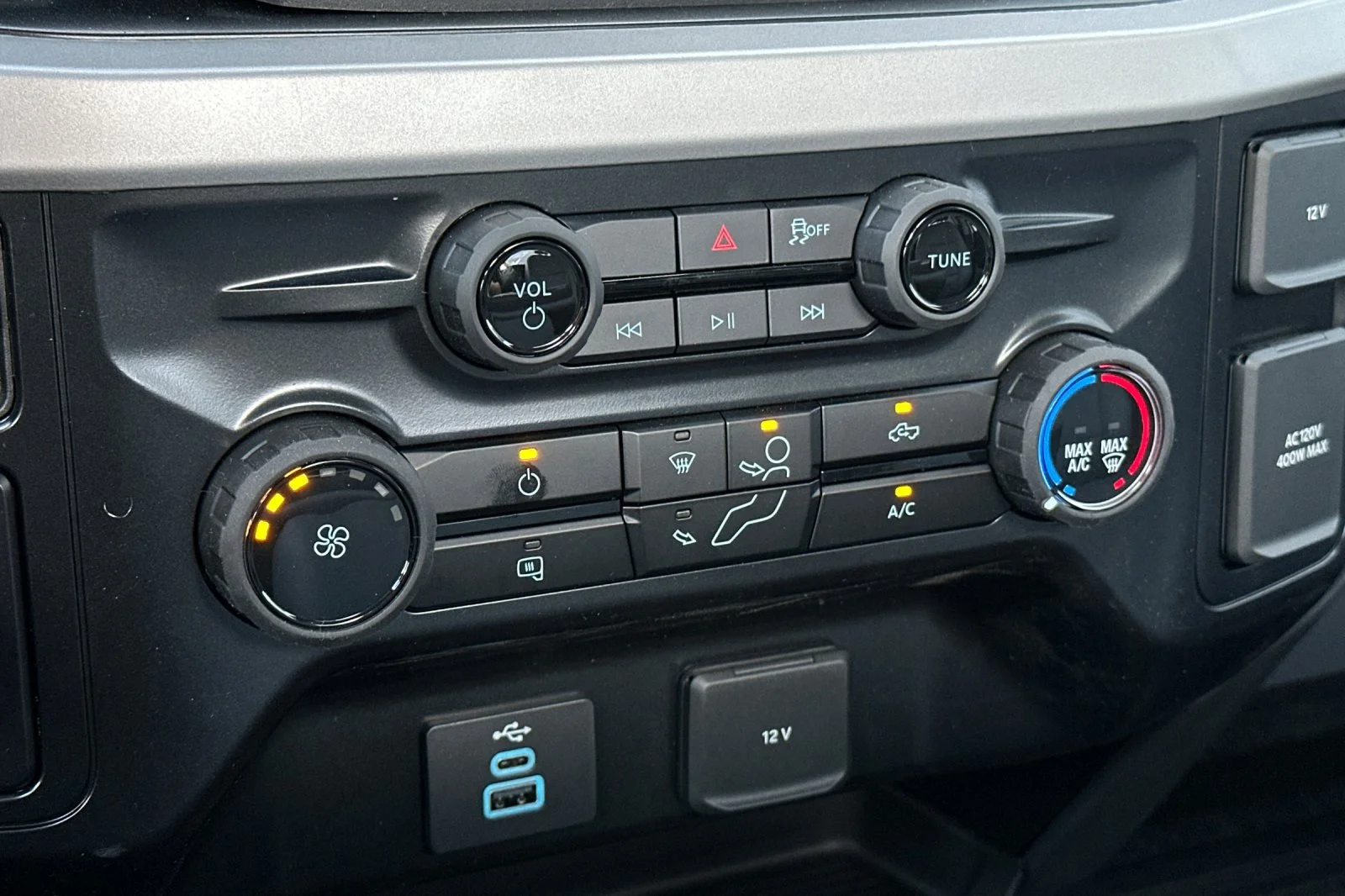 2026 Ford F-250 Super Duty XL - Photo 17