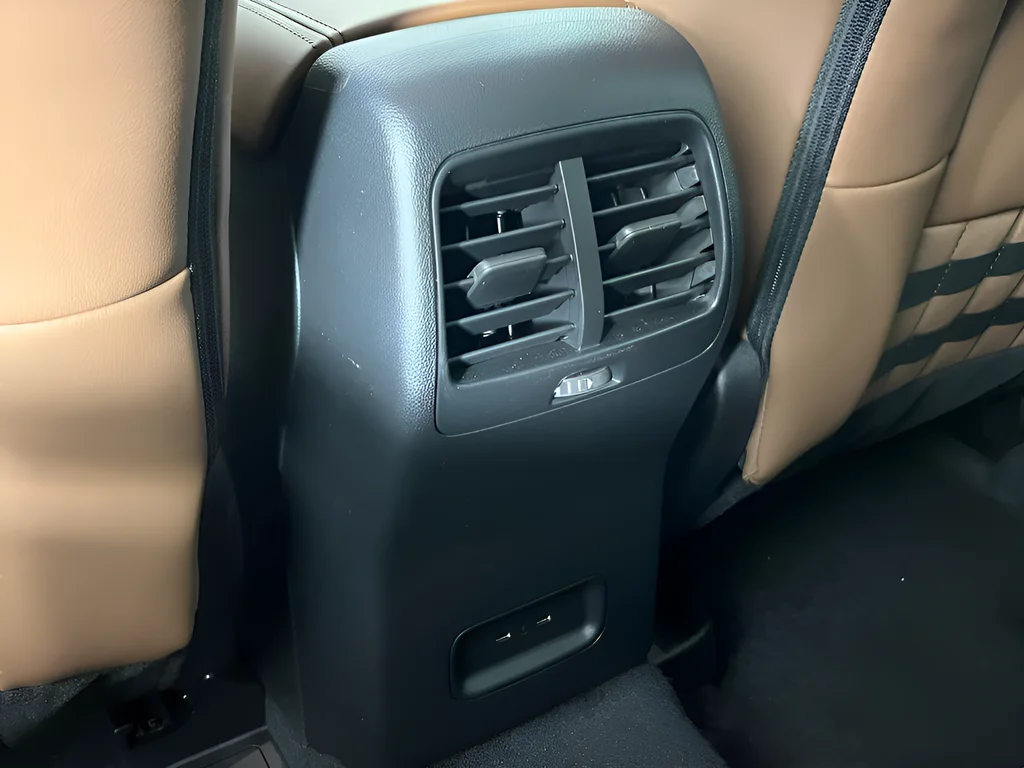 New 2026 Black Ford Outer Banks image 21