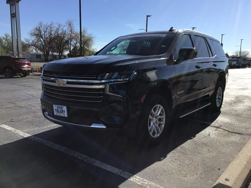 Used 2023 Black Chevrolet LT image 3