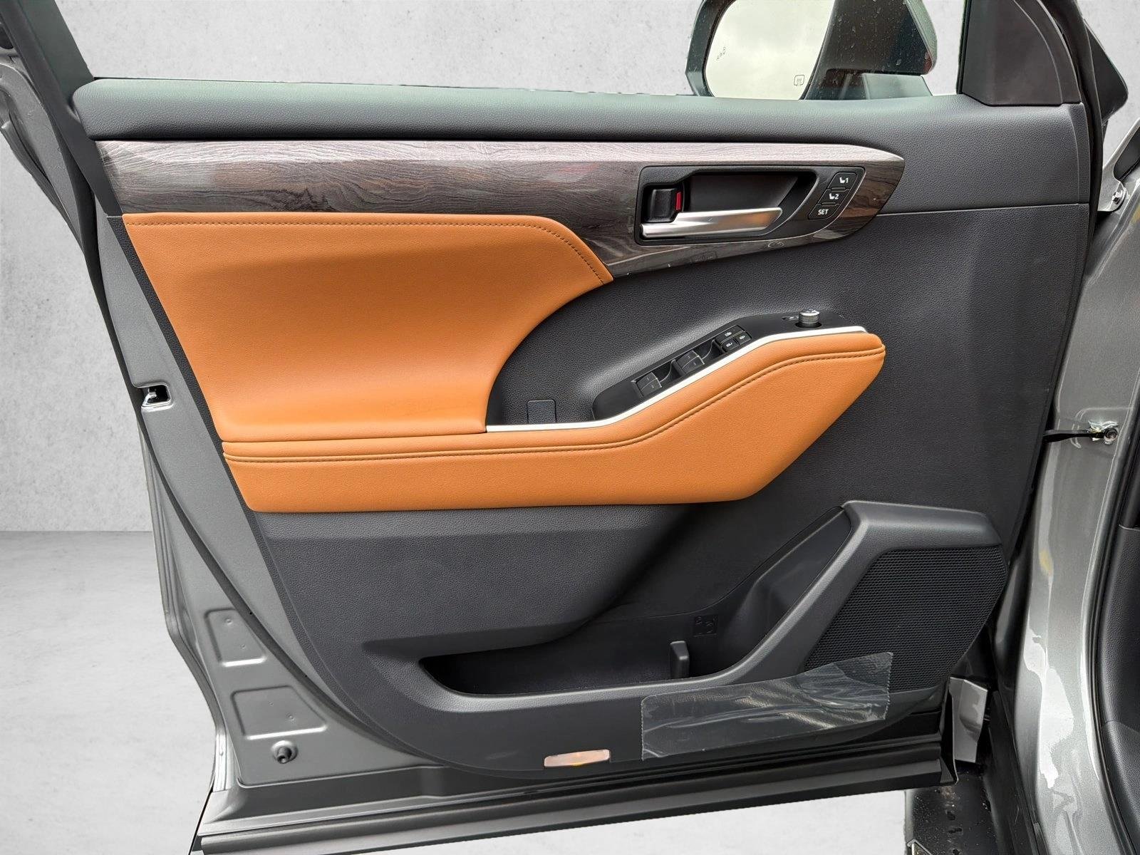 New 2026 Heavy Metal Toyota Platinum image 10