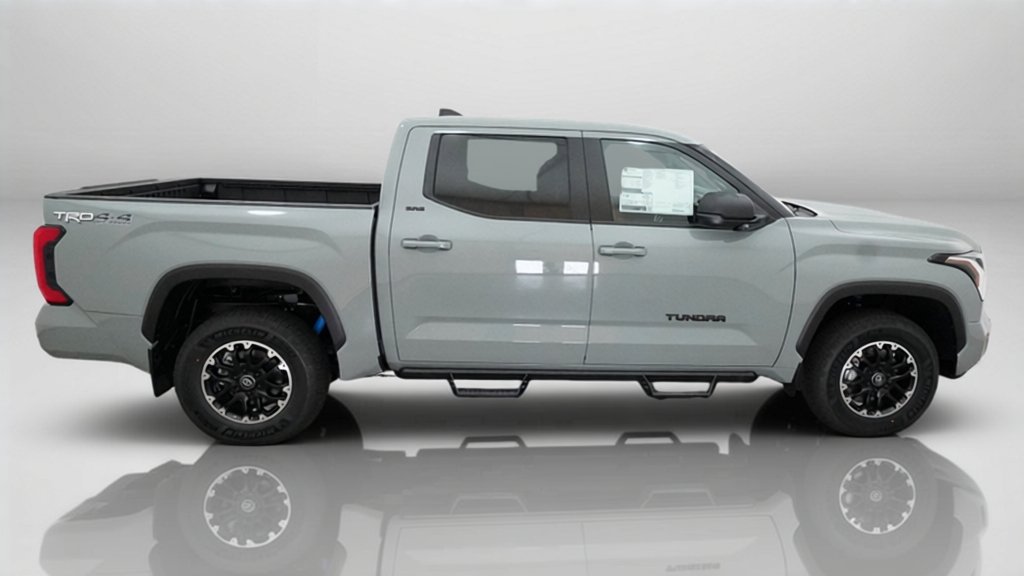 New 2026 Lunar Rock Toyota SR5 image 18