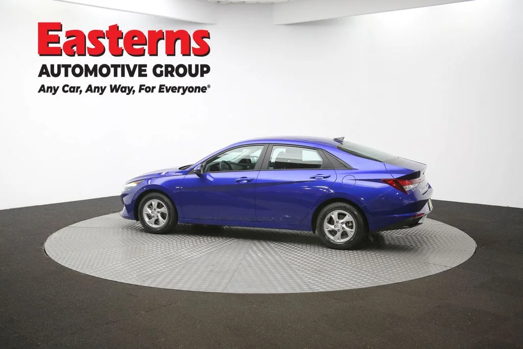 Used 2023 Blue Hyundai SE image 60