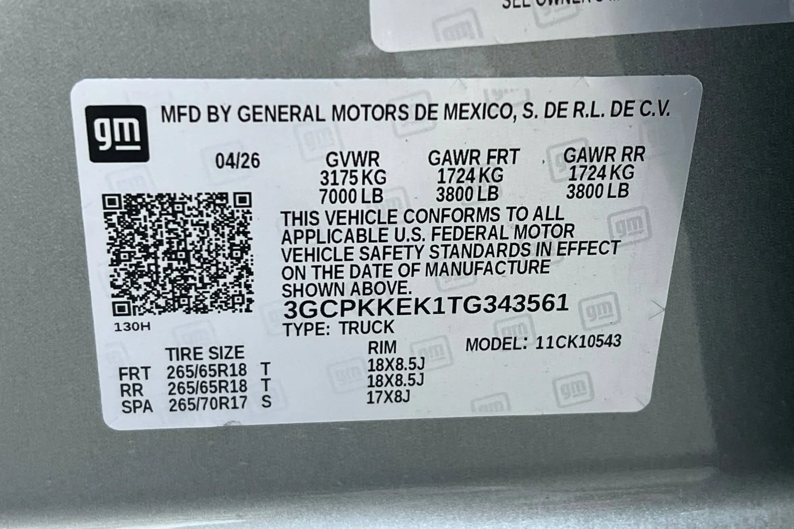 New 2026 Sterling Gray Metallic Chevrolet LT (2FL) image 25
