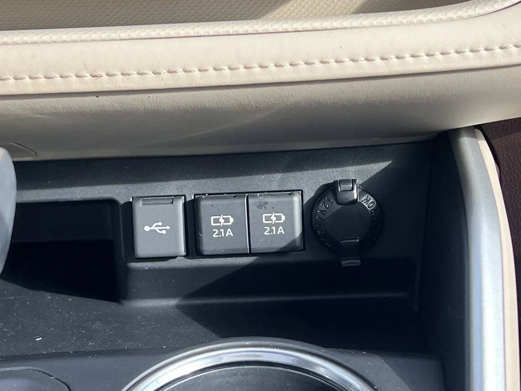 Certified Used 2021 White Toyota XLE image 40