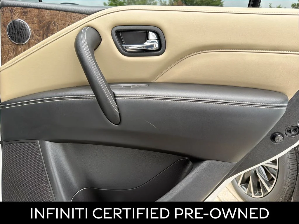 Certified Used 2023 Moonstone White INFINITI Premium Select image 38