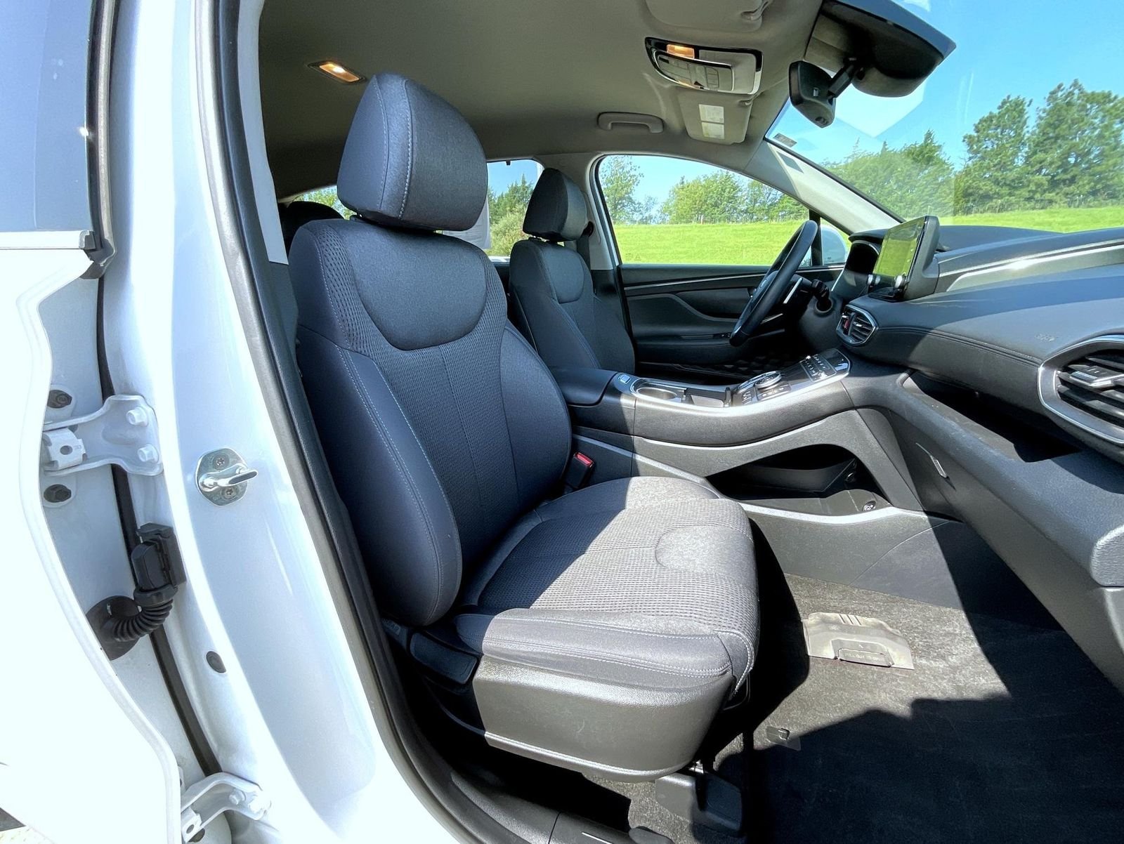 Used 2022 Gray Hyundai SEL image 16