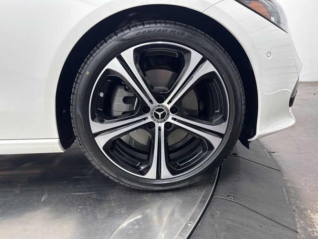 New 2026 Polar White Mercedes-Benz C 300 image 9